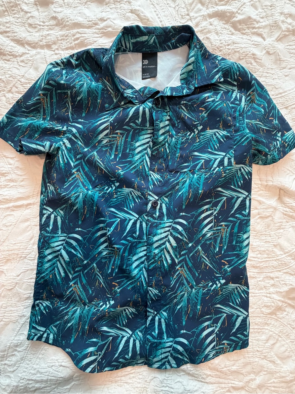 2 for$6✨All In Motion Active Button-Down Shirt, Size M (Age 8/10)